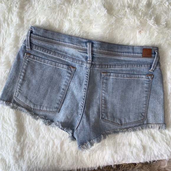 Roxy Light Denim Shorts with Embroidery Size 9 / 2 - Picture 5 of 5
